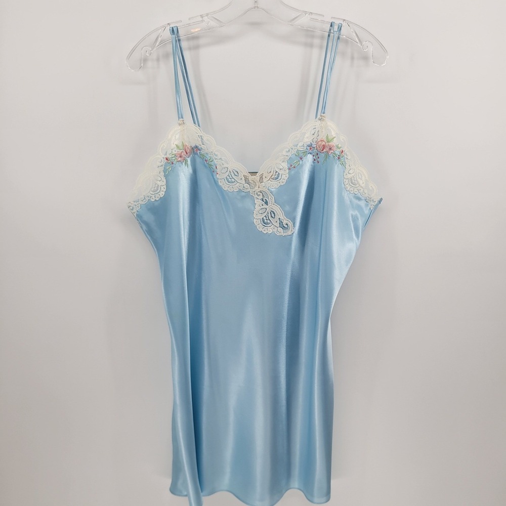 Set - Vintage Baby Blue Satin Embroidered Chemise Slip Dress + Chiffon Robe XL
